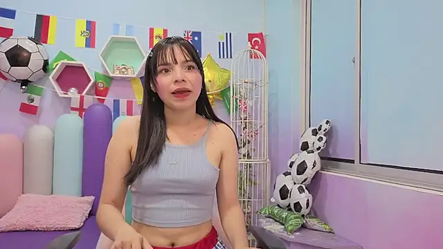 Isaa Skinny online show from 07-10-26, 03:44