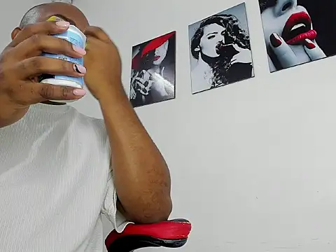 Alessandro Hamed online show from 04-28-26, 02:44