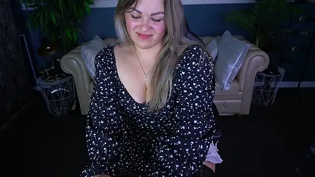 AlissyaGrayy online show from 06-22-26, 03:36