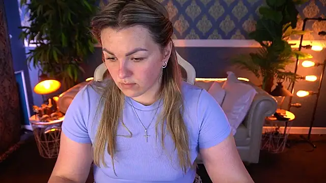 AlissyaGrayy online show from 06-23-26, 12:47