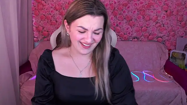 AlissyaGrayy online show from 06-24-26, 06:01