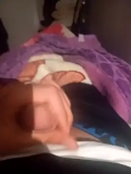 Snapshot of Diaaeddne chatting on 03-28-26, 09:58 Diaaeddne online show from 03-28-26, 09:58