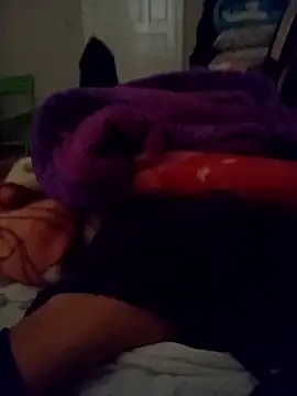 Snapshot of Diaaeddne chatting on 03-30-26, 10:16 Diaaeddne online show from 03-30-26, 10:16