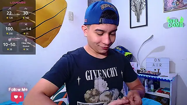 Max Parkerr online show from 04-14-26, 01:28