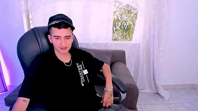 Ethann Boy online show from 04-03-26, 08:29