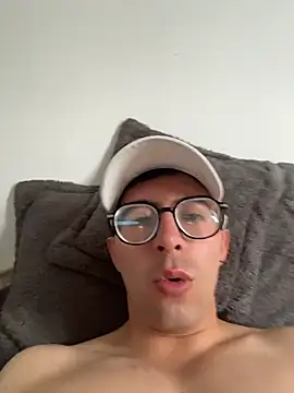 Snapshot of LeonBlazze chatting on 07-10-26, 02:30 LeonBlazze online show from 07-10-26, 02:30