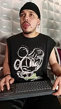 Bry   online show from 04-08-26, 03:39