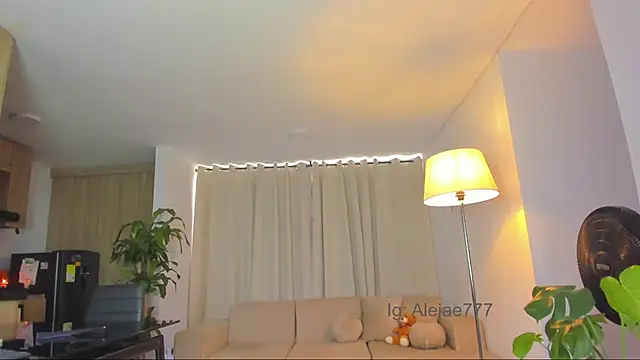 Aleja evangeline online show from 08-02-26, 05:11