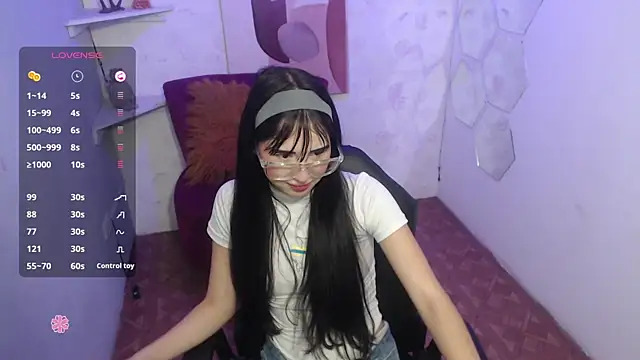 Snapshot of Melodi_velasquez chatting on 07-08-26, 03:44 Melodi velasquez online show from 07-08-26, 03:44