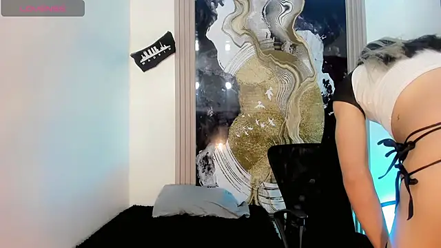 Tiffany Velanyer   online show from 07-17-26, 03:35