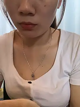 -Eidieea- online show from 04-19-26, 04:45