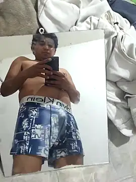 Snapshot of DELTA04SSJ chatting on 04-12-26, 11:48 DELTA04SSJ online show from 04-12-26, 11:48