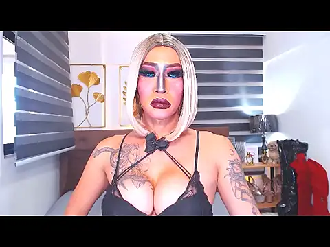 DominateMistressTania online show from 05-25-26, 12:16