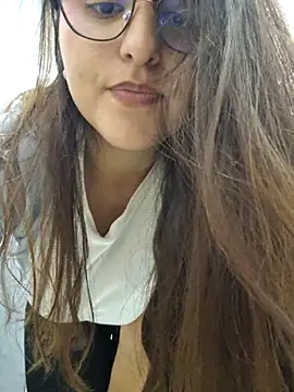 rafaella stefano online show from 03-31-26, 10:37