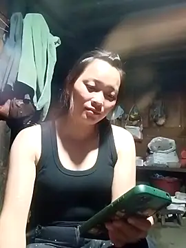 Snapshot of Phuongmyy chatting on 04-03-26, 03:10 Phuongmyy online show from 04-03-26, 03:10