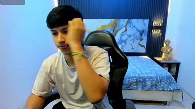 AdrianFranko online show from 06-09-26, 01:34