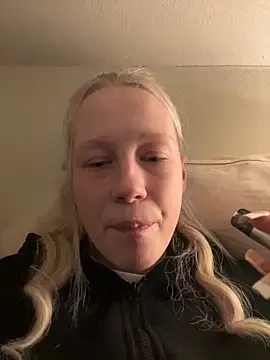 LeniMaria online show from 03-27-26, 06:07