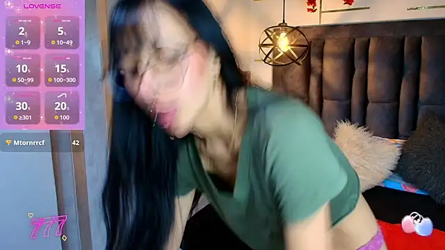 BONIE WILLS online show from 04-15-26, 12:23