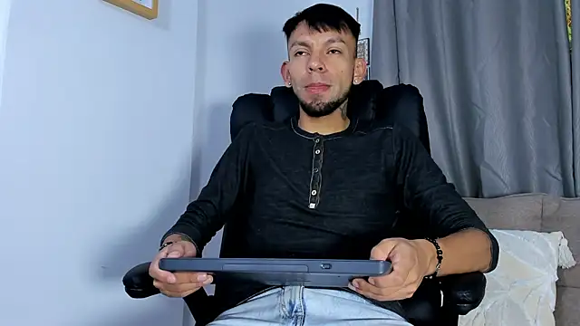 Steban silv online show from 06-05-26, 12:00