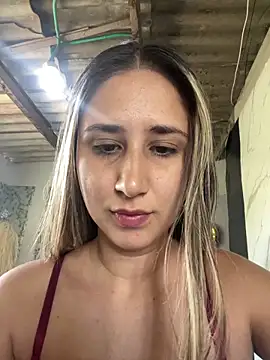 VictoriaWhitmore online show from 04-26-26, 03:32