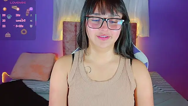1 Scarllet  online show from 03-26-26, 12:55