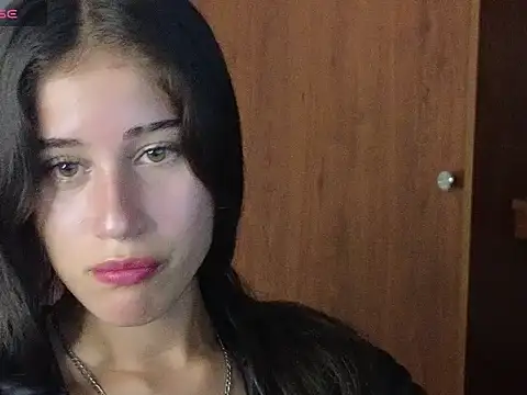 Bella Goddess  online show from 06-20-26, 10:23