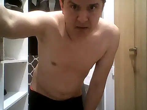 Snapshot of nezinau34 chatting on 03-19-26, 06:23 nezinau34 online show from 03-19-26, 06:23