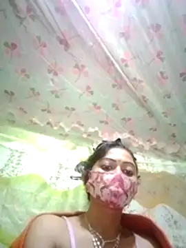 Snapshot of Sexy_moon45 chatting on 03-22-26, 06:22 Sexy moon45 online show from 03-22-26, 06:22