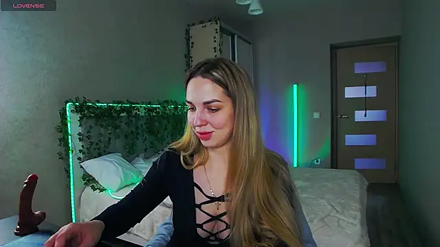 Alexandracandy online show from 04-28-26, 12:54