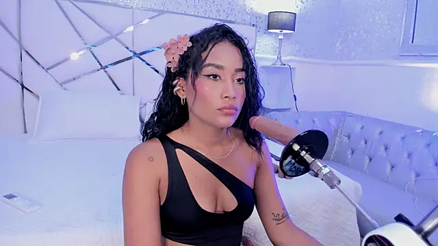 Horny Brunette  online show from 04-16-26, 03:18