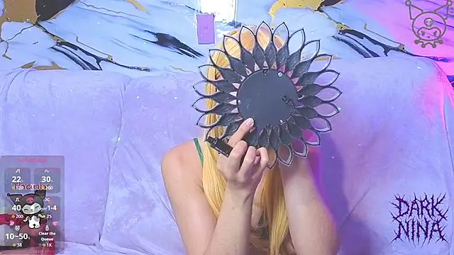 dark nina   online show from 06-16-26, 04:37
