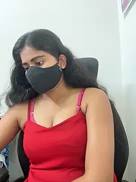 sexy-riyaa43 online show from 05-06-26, 04:56