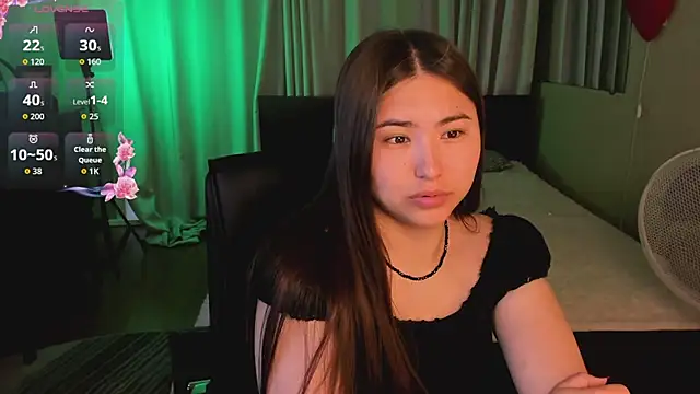 IceIcebabe  online show from 06-19-26, 01:10
