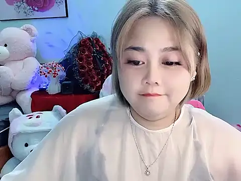 Nhanlu009 online show from 04-22-26, 12:18