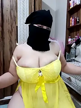 queen lily online show from 05-31-26, 04:36