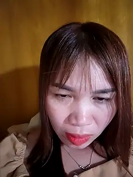 Snapshot of Reeoo-93 chatting on 03-22-26, 04:10 Reeoo-93 online show from 03-22-26, 04:10