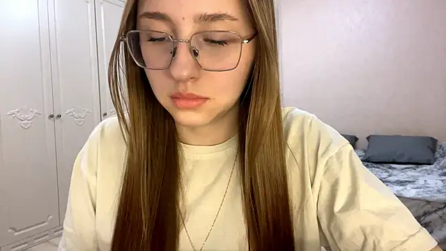 Vickyfaith online show from 04-27-26, 08:29