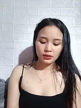 Akile80 online show from 05-30-26, 03:31
