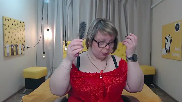 BonnnyBoobsy online show from 04-25-26, 06:27