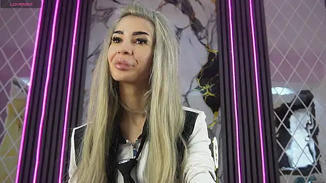 ZyraAngel online show from 04-20-26, 02:09