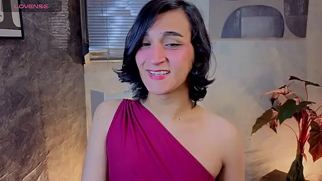Zoee Kiss  online show from 05-03-26, 04:40