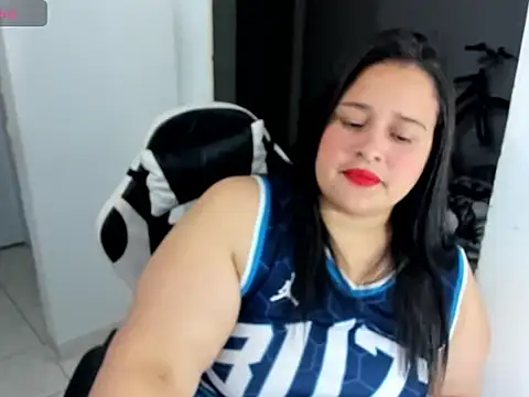 Atenea 19  online show from 04-22-26, 04:59