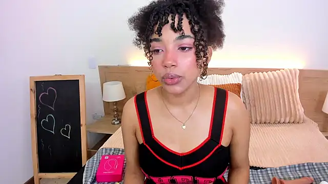 Snapshot of JazmyXXX chatting on 05-26-26, 08:16 JazmyXXX online show from 05-26-26, 08:16