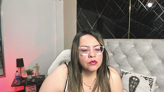 Snapshot of samantha_a1 chatting on 03-26-26, 02:44 samantha a1 online show from 03-26-26, 02:44