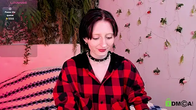 Kira  Cutie online show from 06-11-26, 08:18