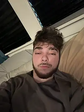 Snapshot of dommydom7177 chatting on 03-20-26, 03:06 dommydom7177 online show from 03-20-26, 03:06