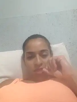 Beatriz2211 online show from 04-04-26, 04:22