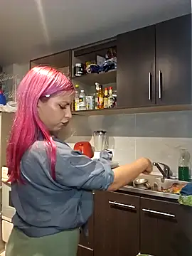 Snapshot of Mystic_Bloom_ chatting on 03-21-26, 04:39 Mystic Bloom online show from 03-21-26, 04:39