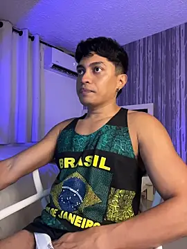 Snapshot of Narfly_19 chatting on 03-25-26, 03:01 Narfly 19 online show from 03-25-26, 03:01