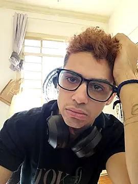 Darwim  online show from 05-12-26, 04:59
